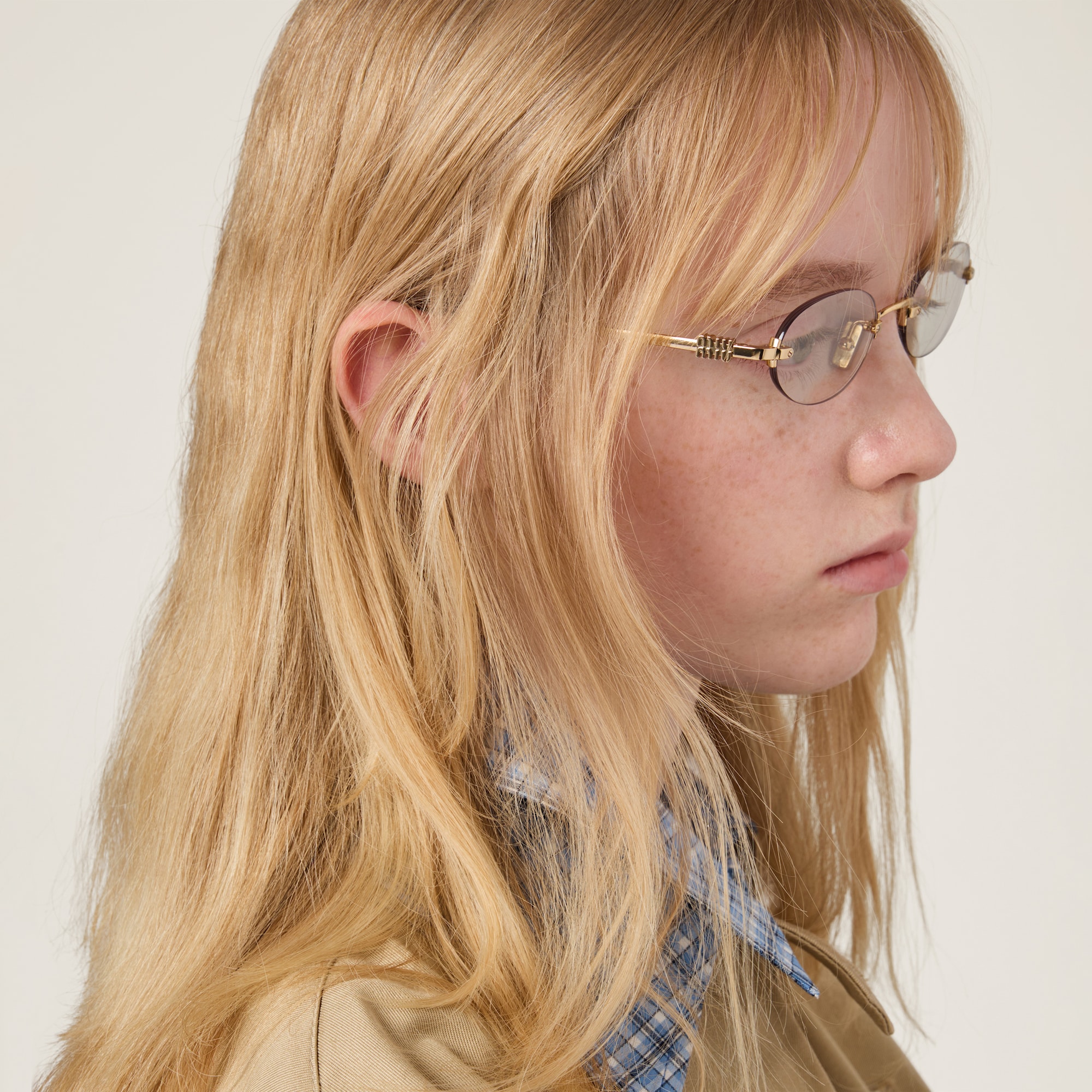 Miu Miu Logo sunglasses - Image 2